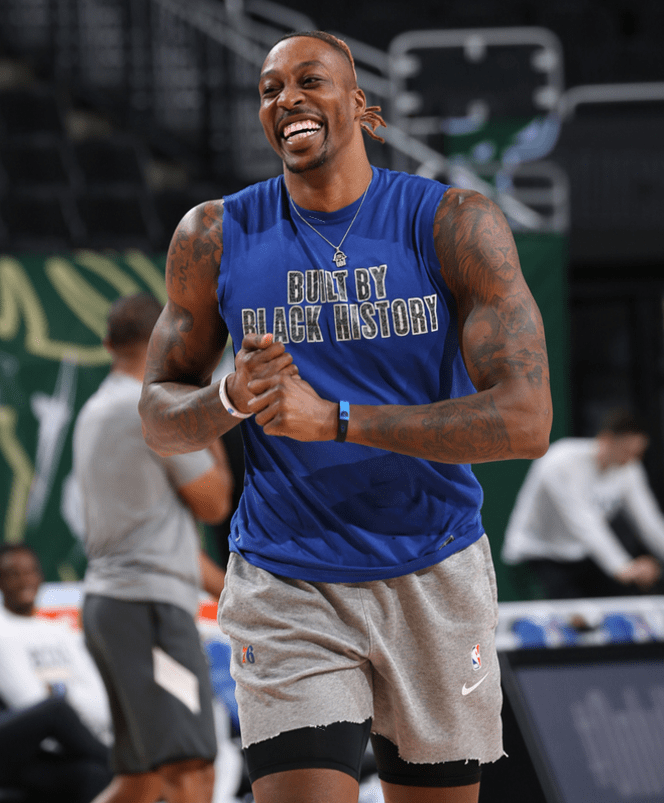 吸引着人们 吸引着人们